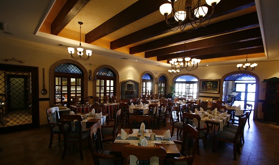 La fonda Restaurant